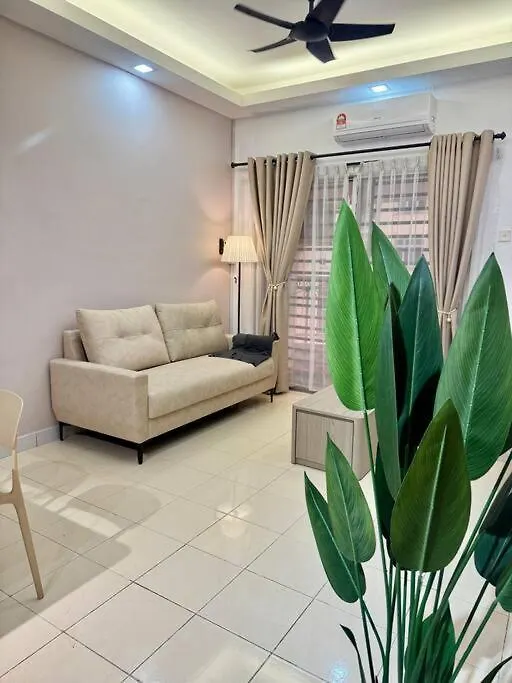 Apartment Villa 3Bedroom 14Min Sutera Mall Aeon Bukit Indah Johor Bahru Malaysia
