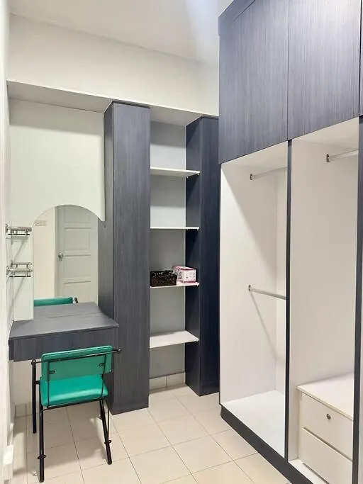 Apartment Villa 3Bedroom 14Min Sutera Mall Aeon Bukit Indah Johor Bahru Malaysia