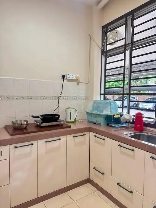 Apartment Villa 3Bedroom 14Min Sutera Mall Aeon Bukit Indah Johor Bahru