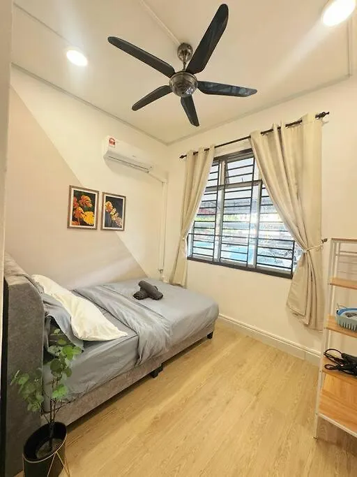 Villa 3Bedroom 14Min Sutera Mall Aeon Bukit Indah Johor Bahru 0*,  Malaysia